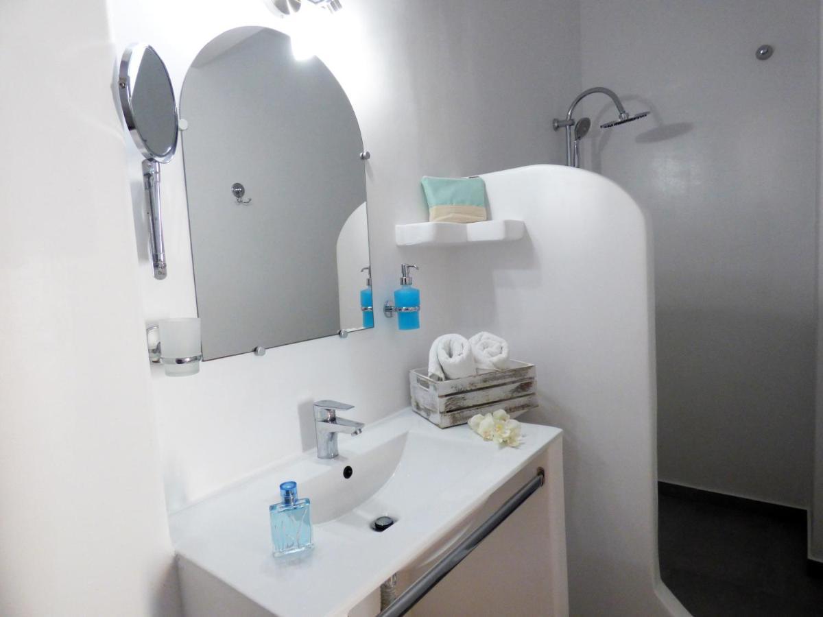 Tasoula Guest House Adamantas  Luaran gambar