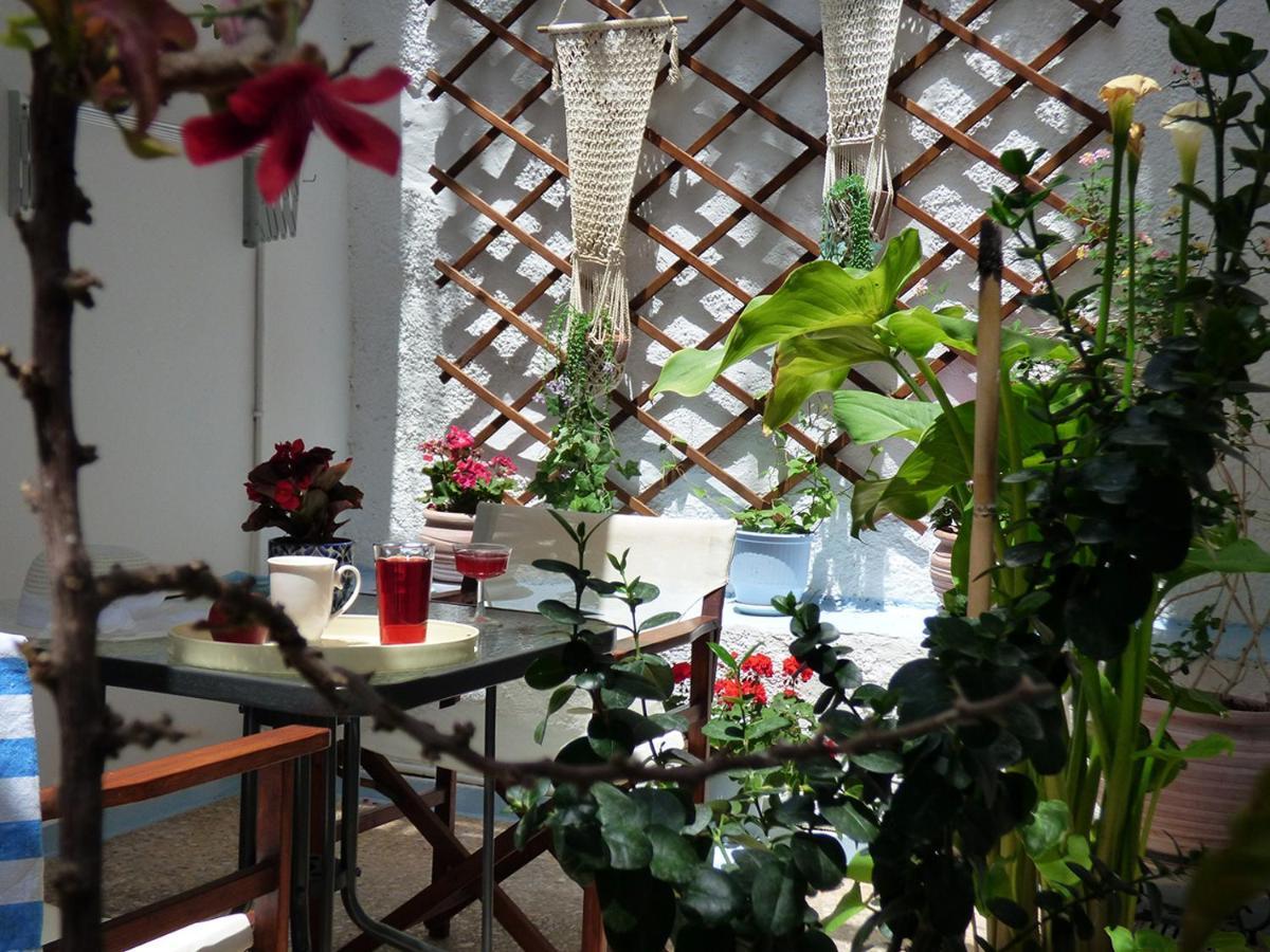 Tasoula Guest House Adamantas  Luaran gambar
