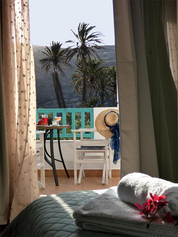 Tasoula Guest House Adamantas  Luaran gambar